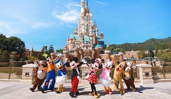 Best Of Hong Kong And Disneyland With Resort World Cruises